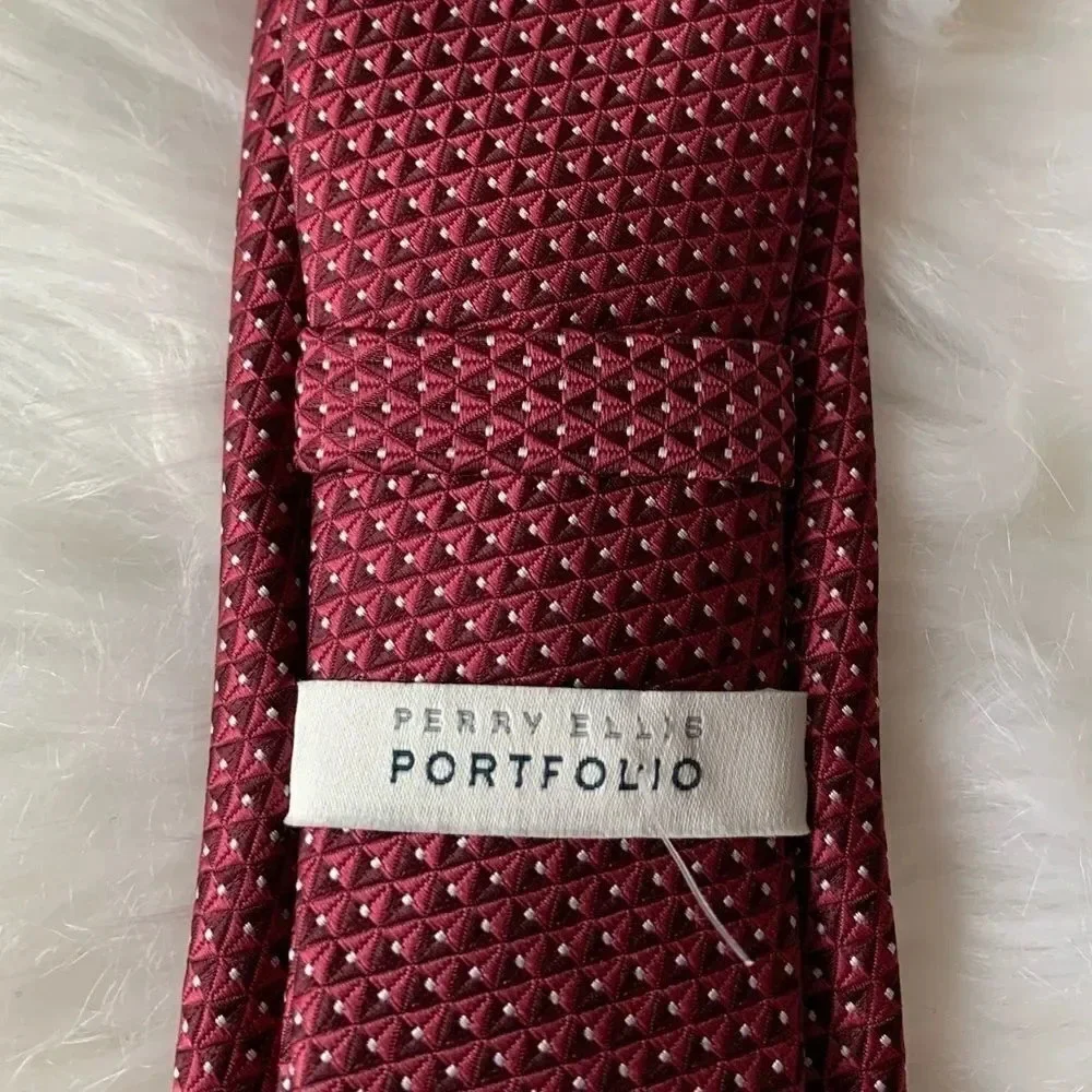 Perry Ellis Portfolio NWOT Tie
